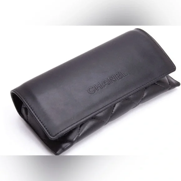 CHANEL | Accessories | Chanel Calf Skin Leather Sunglass  display picture 1